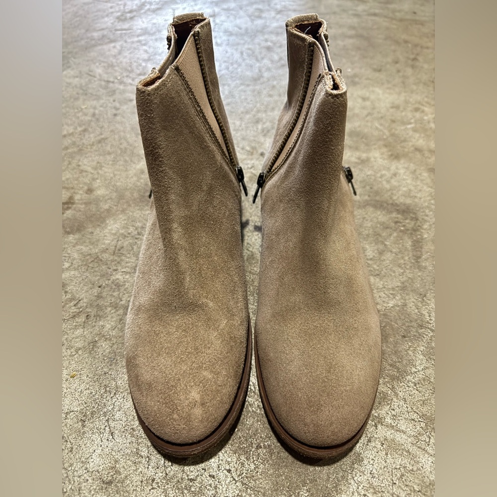 Frye Short New Beige Boots - Size 6 1/2